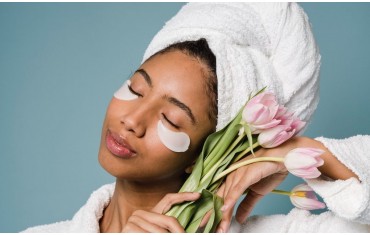 Περιποίηση προσώπου με φυσικά καλλυντικά. Πως διαφέρουν από τα συμβατικά;